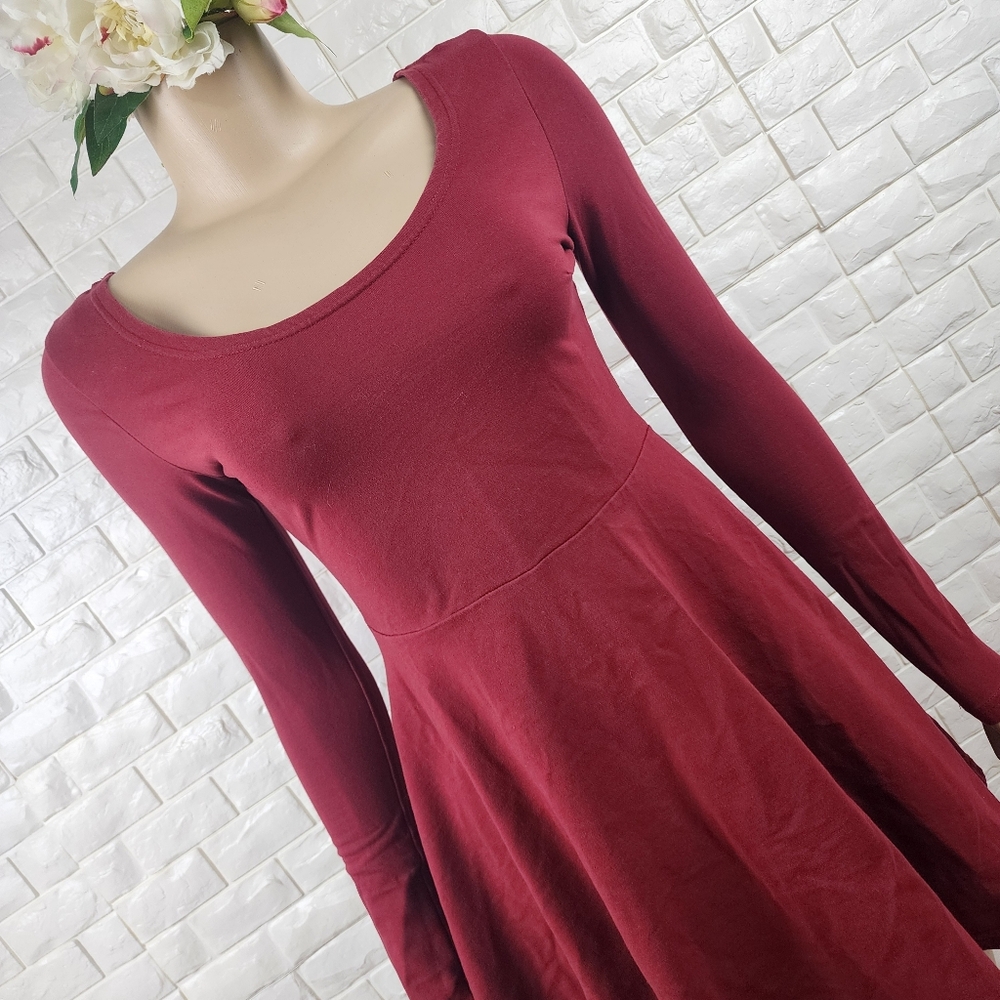 small dark red long sleeve stretchy mini dress - Picture 3 of 5